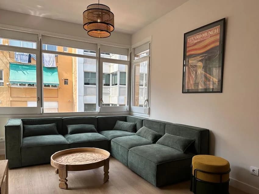 Flat / apartment for rent in Calle del Rector Ubach, 24