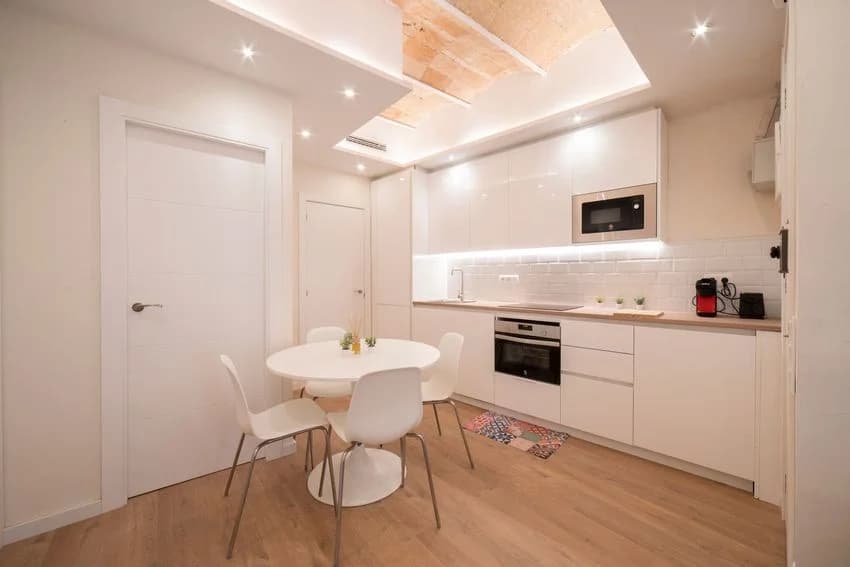 Penthouse for rent in Calle de Torns