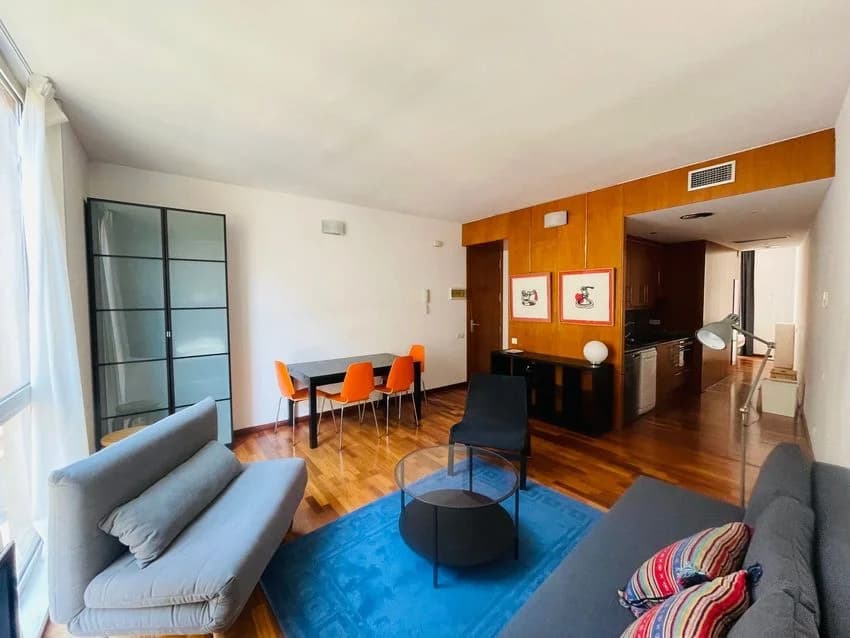Flat / apartment for rent in Calle Antic de Sant Joan