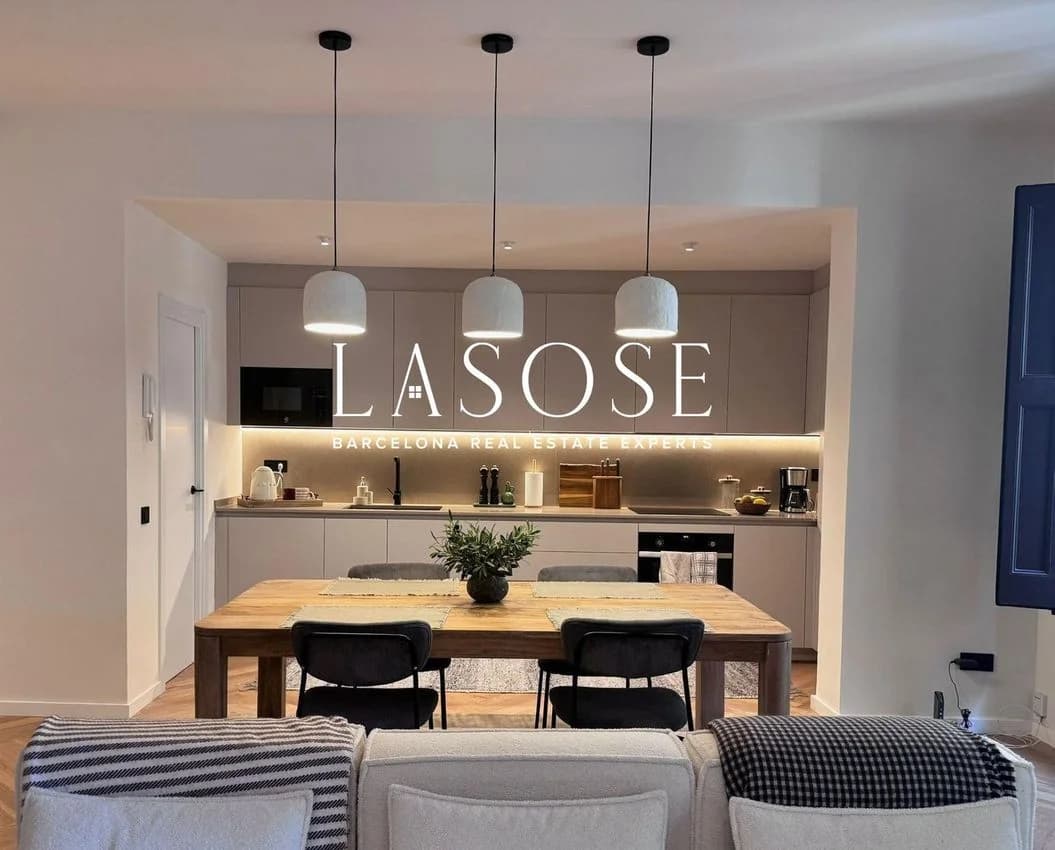 Flat / apartment for rent in Passatge del Rellotge
