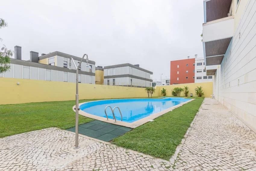 T3 flat for rent in rua 5 de Outubro, 33