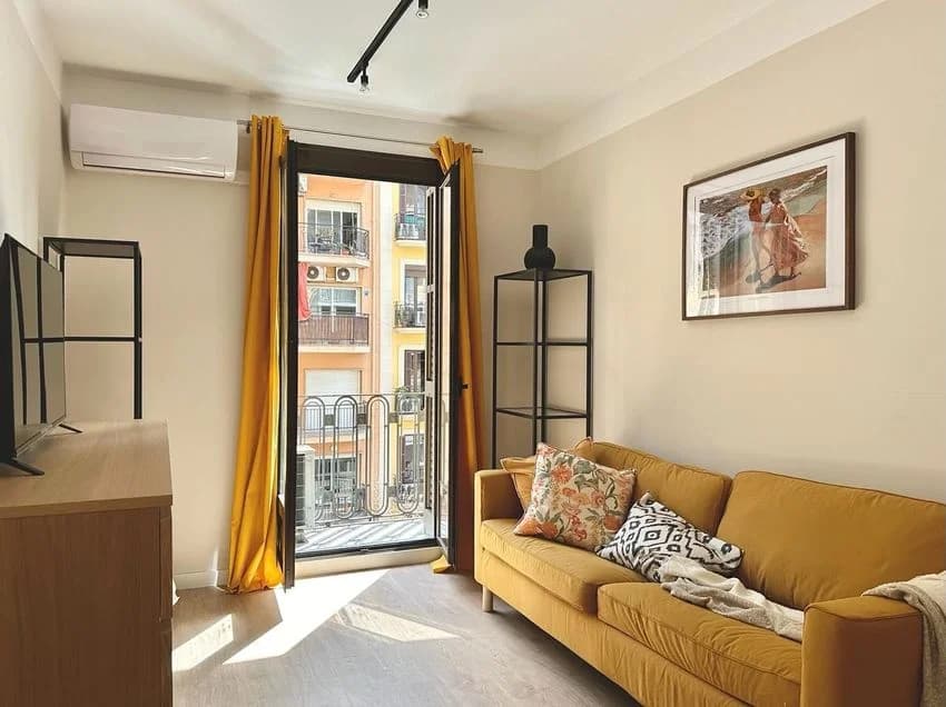 Flat / apartment for rent in La Nova Esquerra de l'Eixample
