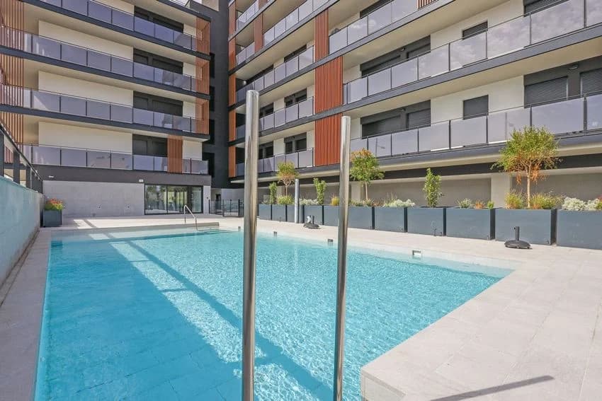 Flat / apartment for rent in Calle Pi Maragall, 61
