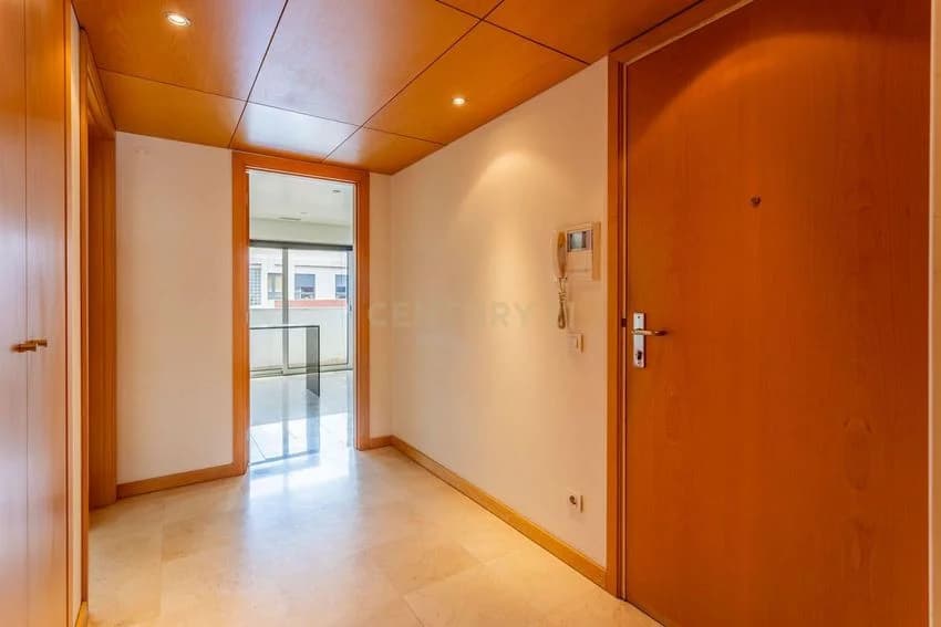 T3 flat for rent in rua de Moscavide, 16