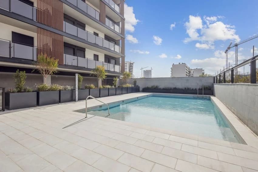 Flat / apartment for rent in Calle Pi Maragall, 61