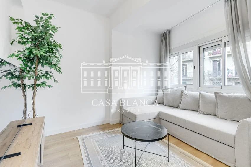 Flat / apartment for rent in Calle de la Marina