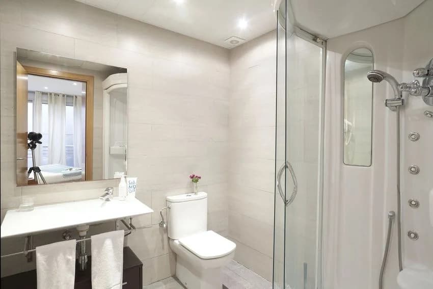 Studio flat for rent in Calle de Torres i Amat, 1
