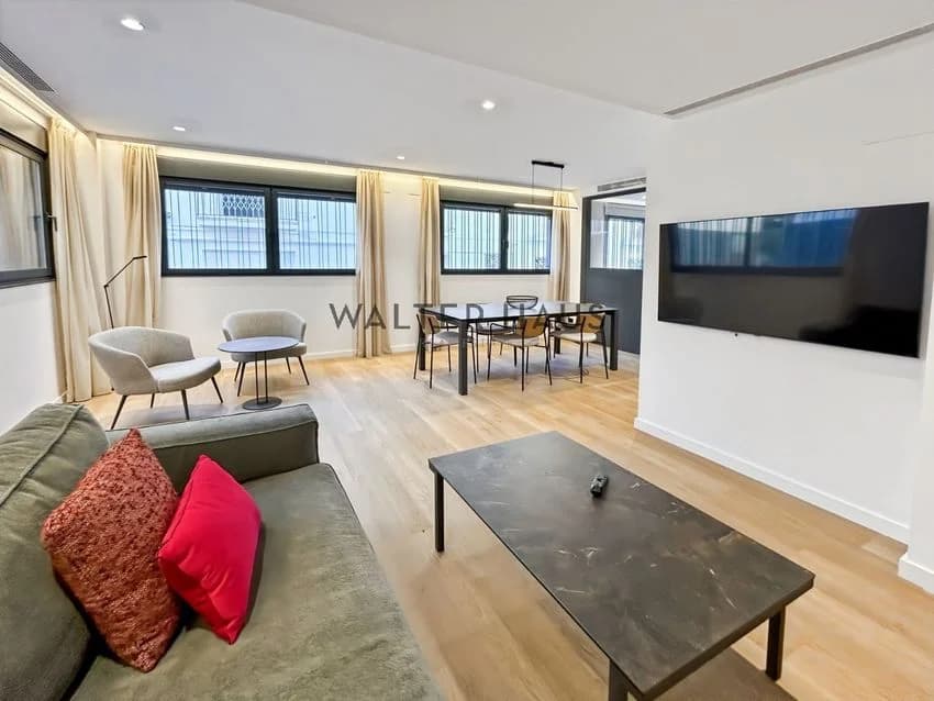 Duplex for rent in Calle de Vidal i de Valenciano