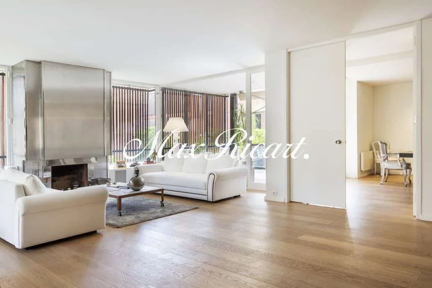 Flat / apartment for rent in Calle de Freixa