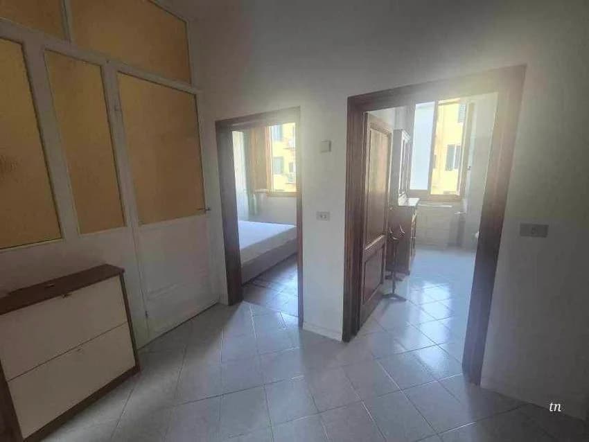 3 room flat for rent in Via Michele Amari, 16