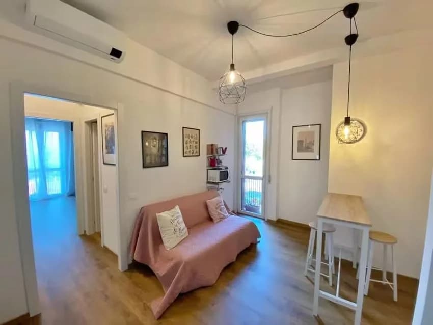 2 room flat for rent in Via Francesco Baracca, 233