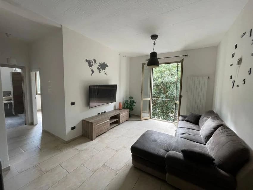 4 room flat for rent in Via dell'Olivuzzo Nn