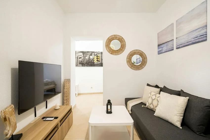 2 room flat for rent in Via Teatina, 5