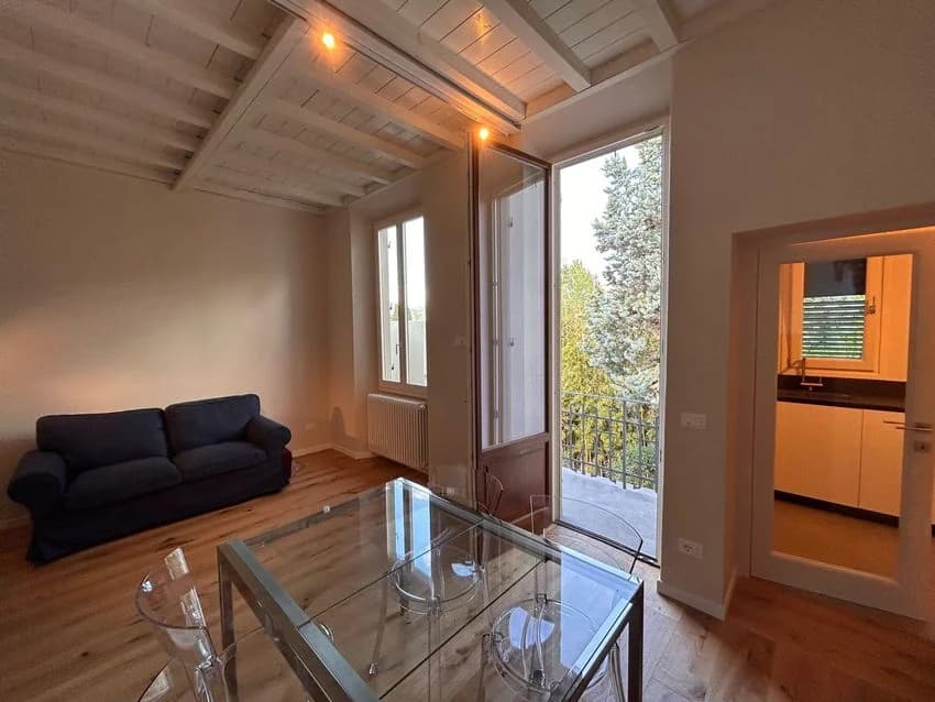 Duplex for rent in Via di Rusciano Nn