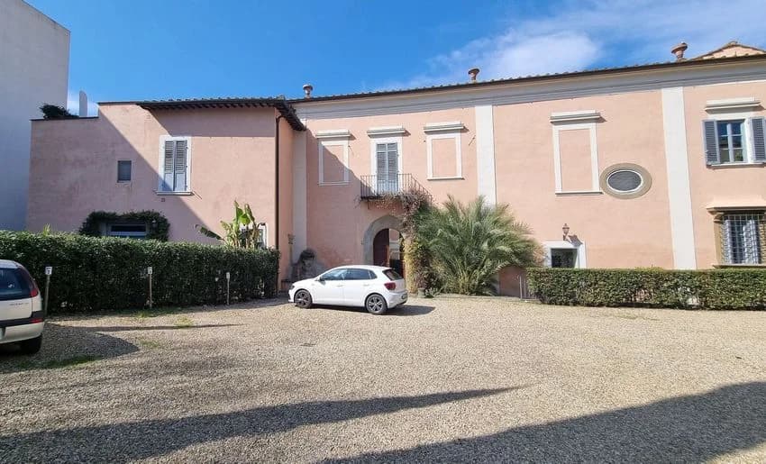 4 room flat for rent in Viale Manfredo Fanti, 39