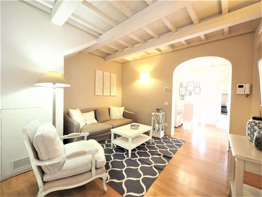 Detached house for rent in Via Francesco Caracciolo Nn