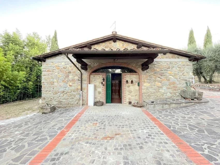 Casale/cascina for rent in Via di San Jacopo Nn
