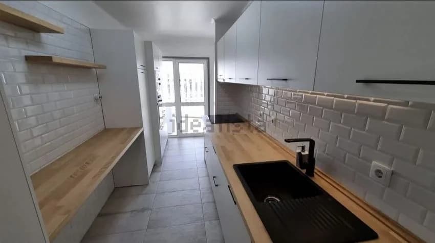 T3 flat for rent in rua Guiomar Torresão, 55