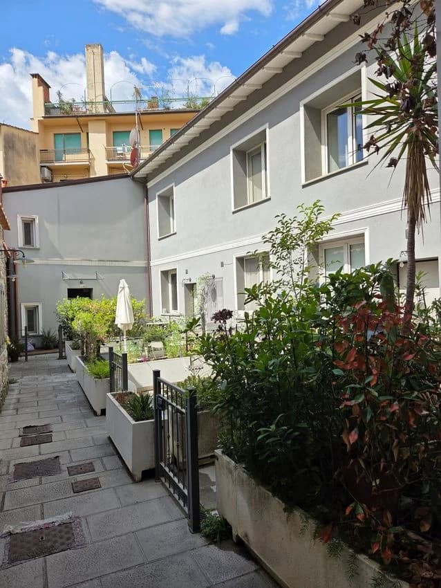 Duplex for rent in Via Vittorio Emanuele II, 35 r
