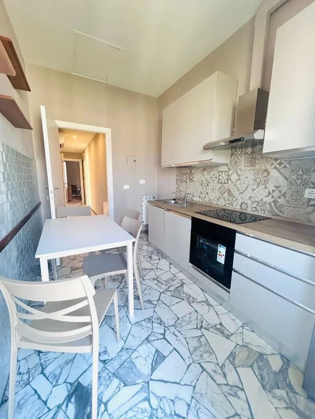 4 room flat for rent in Via del Ponte Sospeso Nn