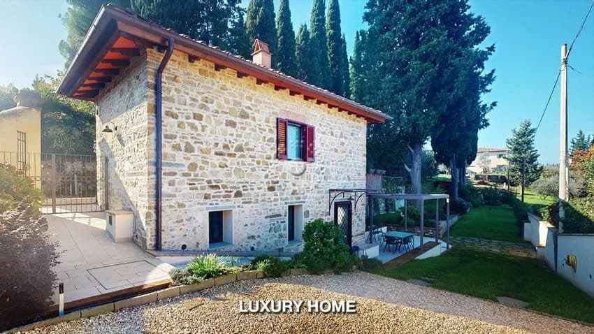 Villa for rent in Viale Michelangelo