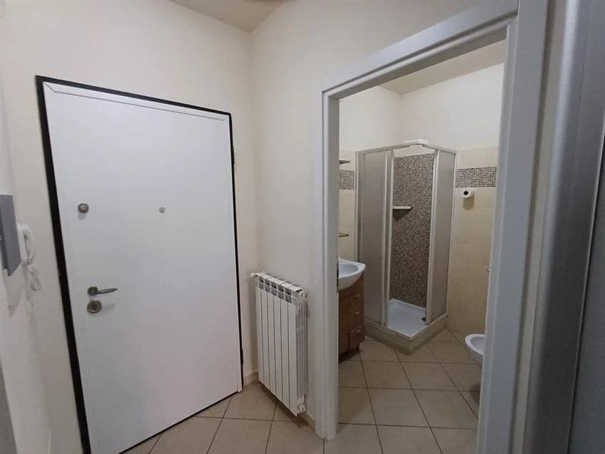 2 room flat for rent in Via Giuseppe Campani, 2