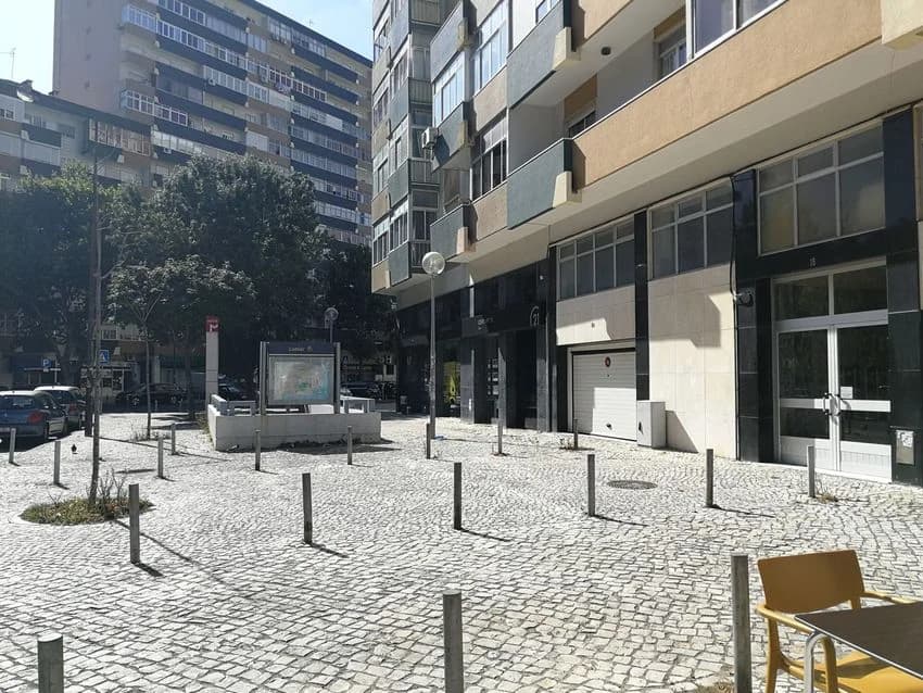 T3 flat for rent in rua Cordeiro Ferreira, 16