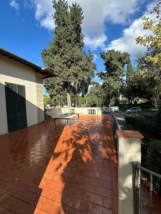 4 room flat for rent in del Poggio Imperiale Nn