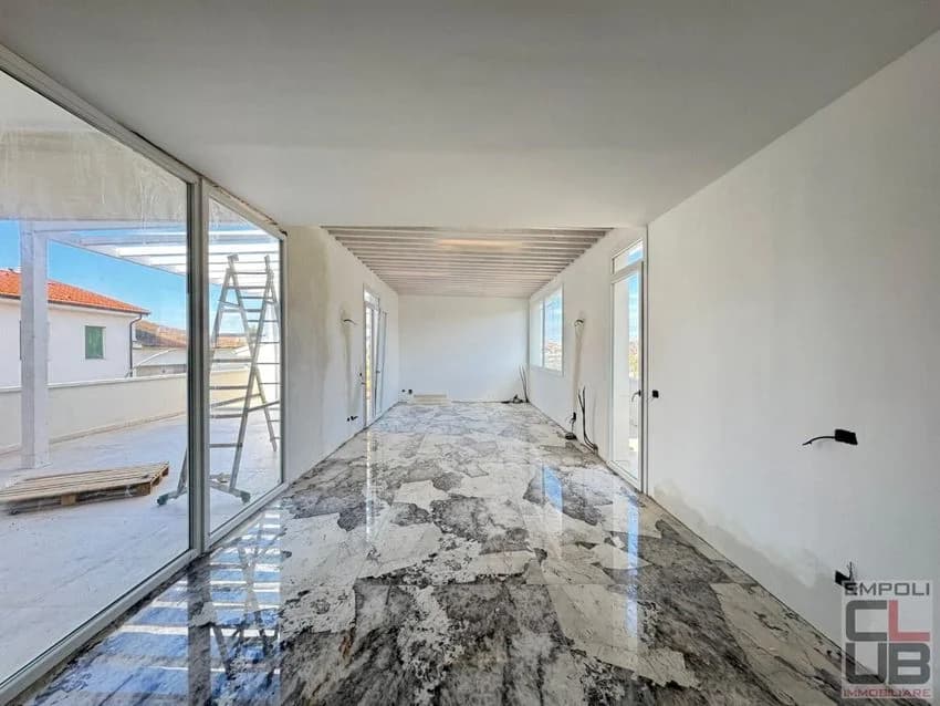 Penthouse for rent in Via Francesco Bucherelli, 14