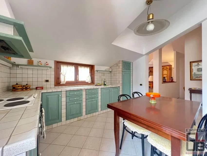 4 room flat for rent in Via XX Settembre, 100