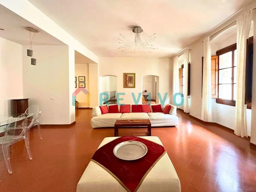 Flat / apartment for rent in Via di San Niccolò Nn