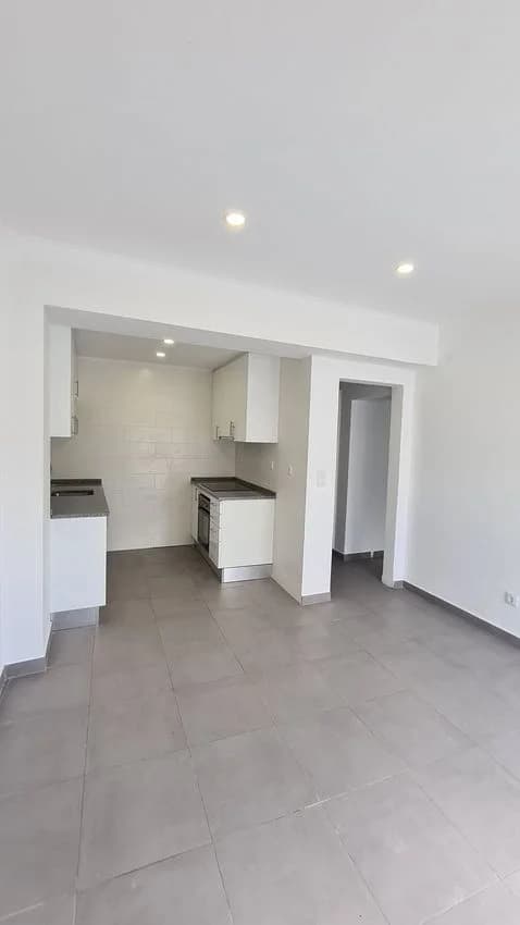 T1 flat for rent in avenida Lourenço Marques