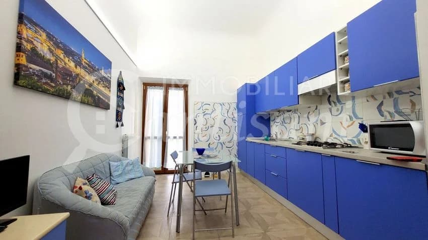 2 room flat for rent in Piazza Giovambattista Giorgini Nn