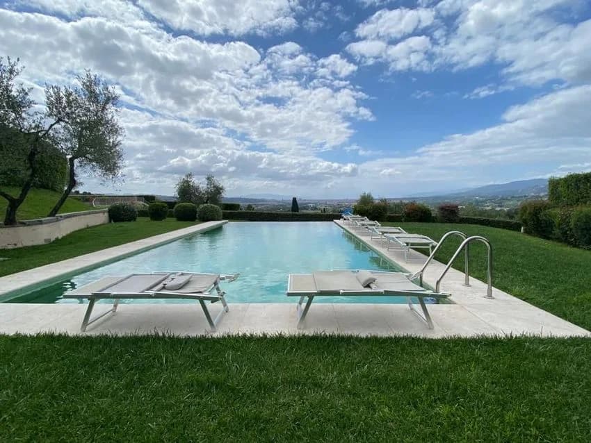Flat / apartment for rent in Della Croce