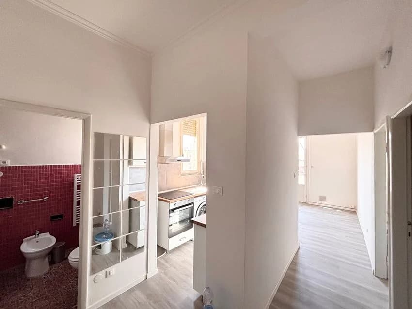 2 room flat for rent in Via Goffredo Mameli Nn