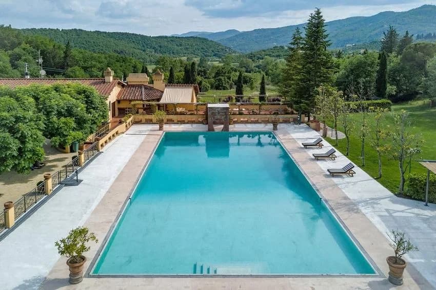 Villa for rent in Sp 89 di Bombone