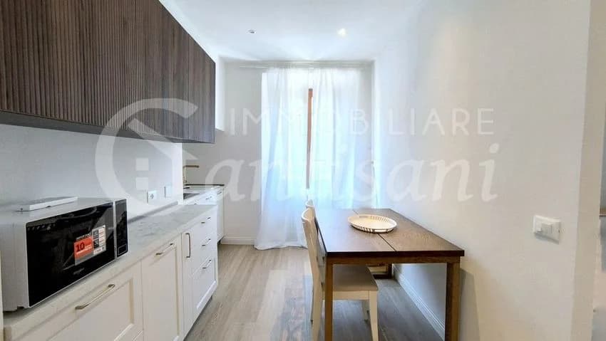 3 room flat for rent in Piazza della Repubblica