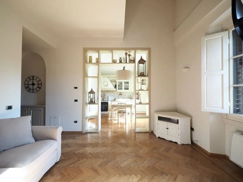 Penthouse for rent in Lungarno Francesco Ferrucci