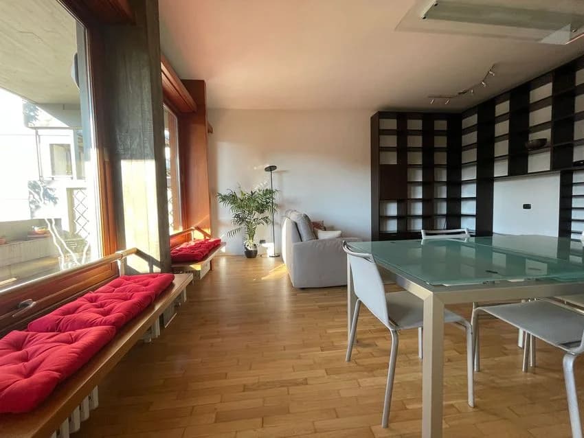 Flat / apartment for rent in Piazza Cesare Beccaria Nn