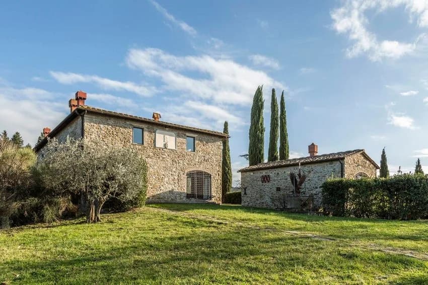 Villa for rent in Via delle Tavarnuzze