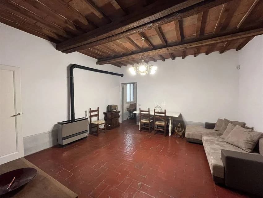 4 room flat for rent in Via del Leone