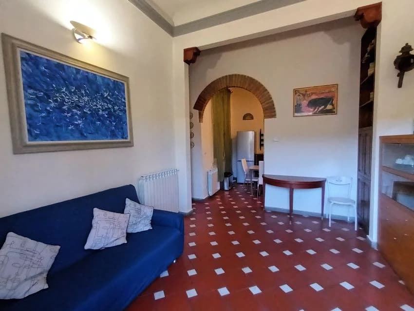 Flat / apartment for rent in Via Gino Capponi Nn