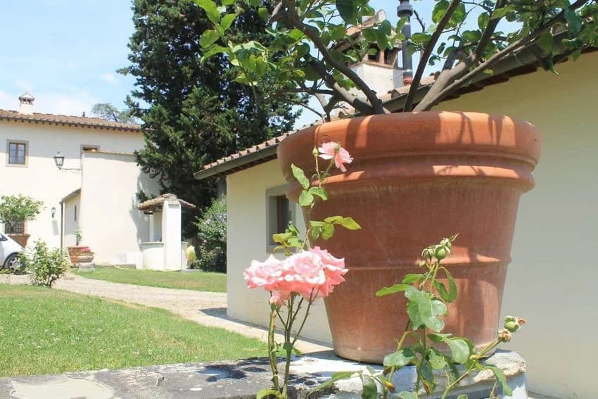 3 room flat for rent in Via DI Giogoli 3 Nn