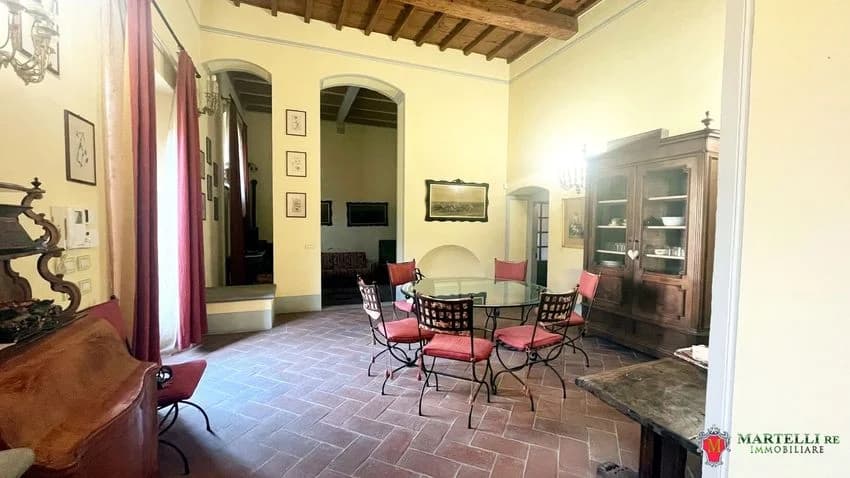 4 room flat for rent in Via dei Massoni Nn