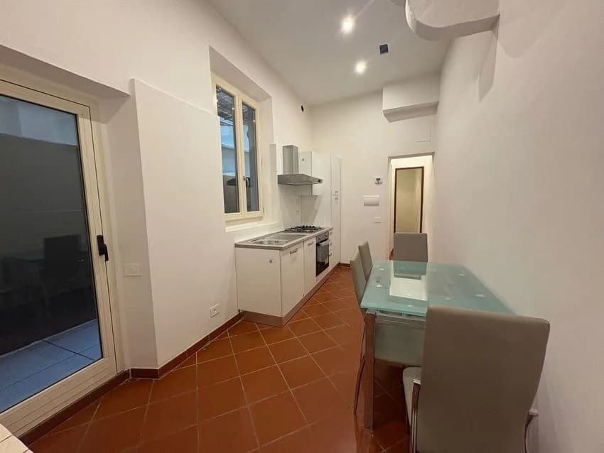 3 room flat for rent in Via Ghibellina