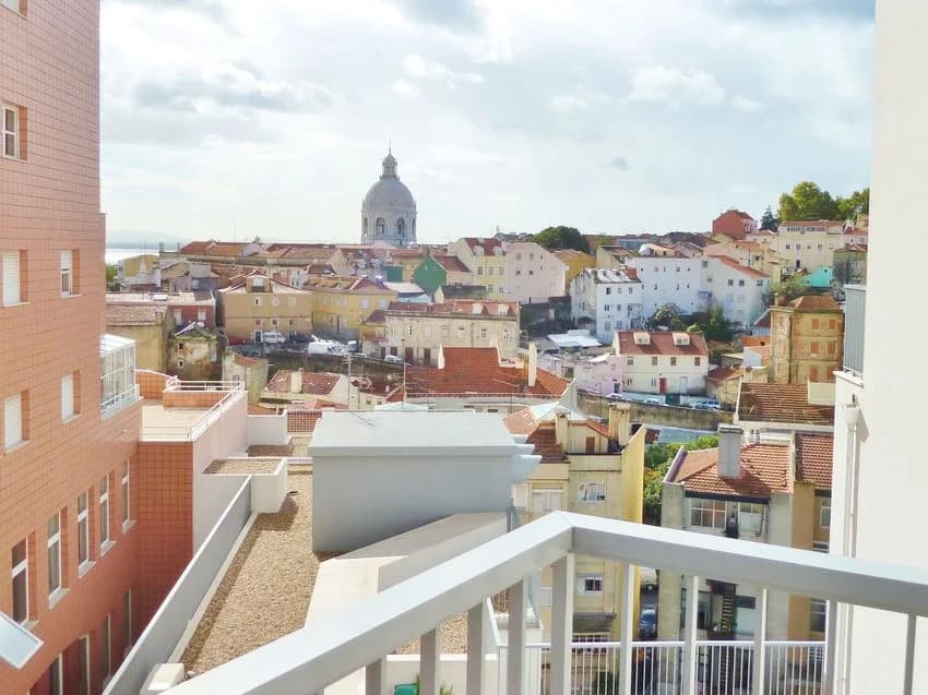 T2 flat for rent in rua da Bela Vista à Graça, 33