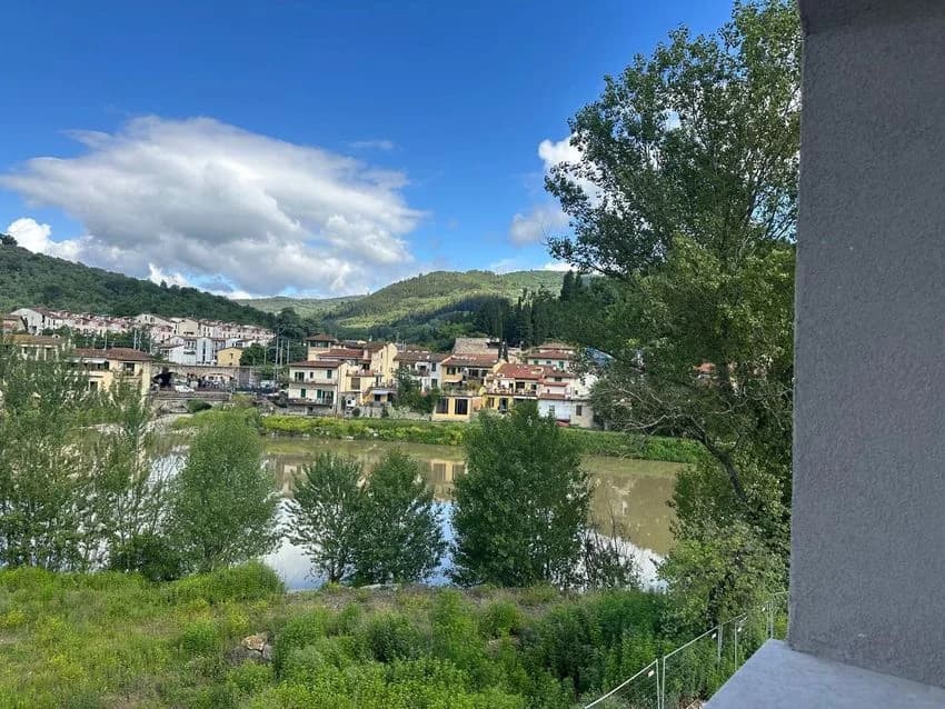 Flat / apartment for rent in Via di Compiobbi, 4
