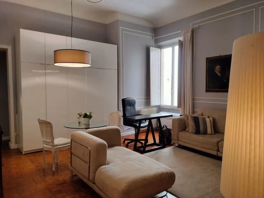 3 room flat for rent in Via Maggio, 30
