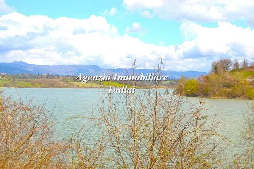 Casale/cascina for rent in Via Gastone Nencini Nn