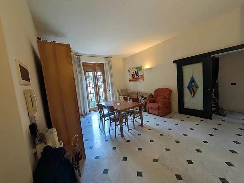4 room flat for rent in Via di Pietrafitta